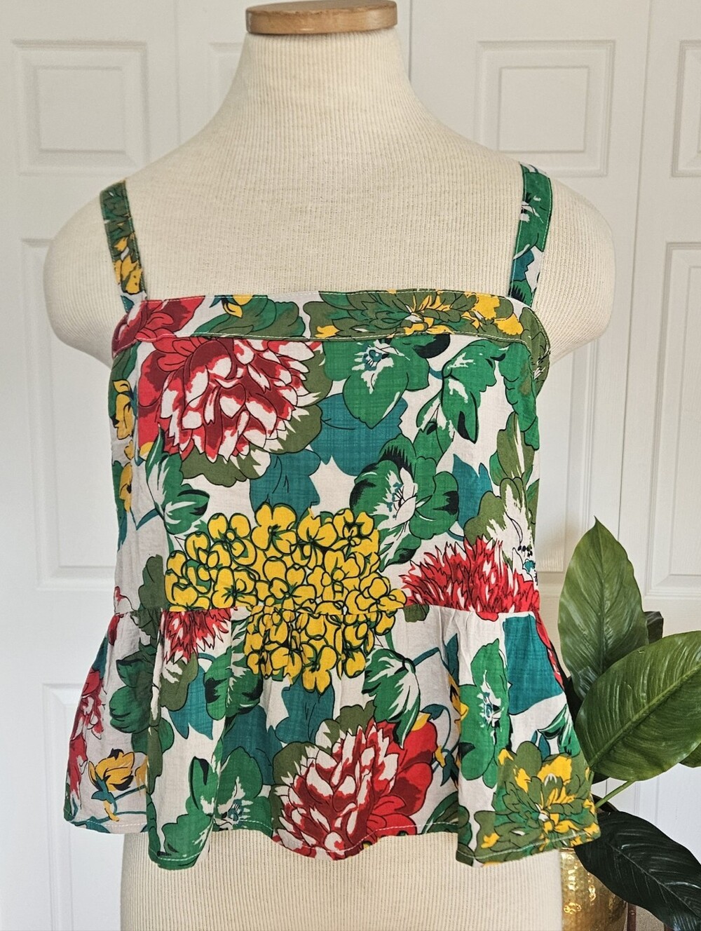 NWT Natural Life Patti Breezy Babydoll Style Ruffled Peplum Camisole Top Size L